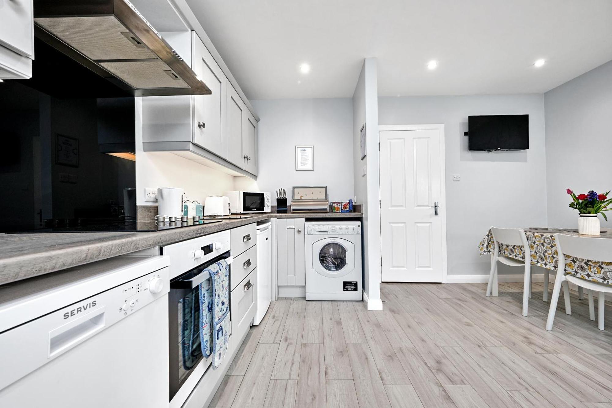 Stylish Apartment Close To Causeway Coast & Glens Portglenone Exterior photo